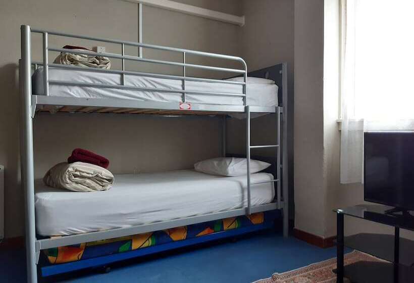 Семейный Номер, Ariki Backpackers