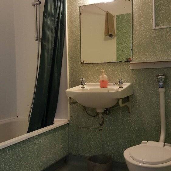 מיטה בחדר משותף, Ariki Backpackers