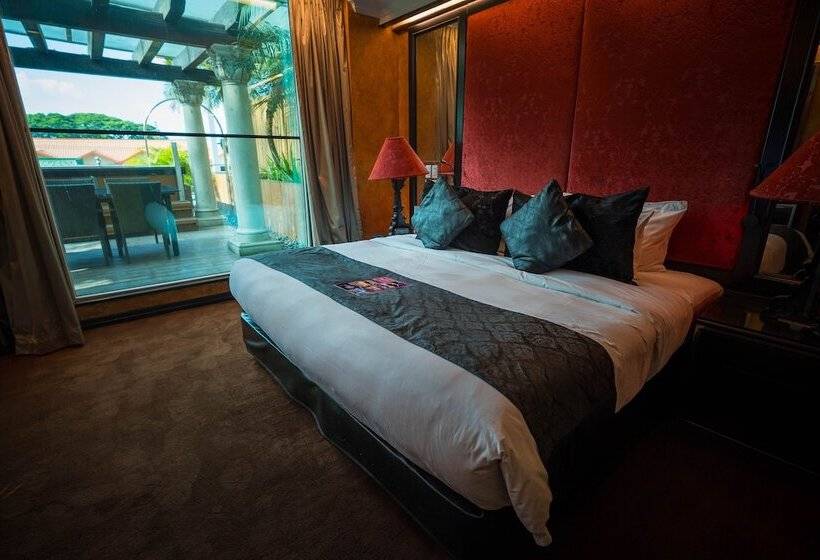 جناح غرفتين نوم, Fields Plaza Hotel By Abc