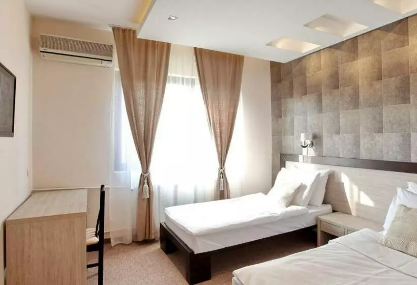 اتاق استاندارد, Garni Hotel Vozarev
