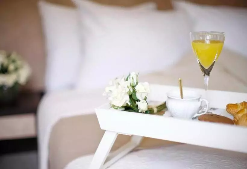 اتاق استاندارد با بالکن, Garni Hotel Vozarev