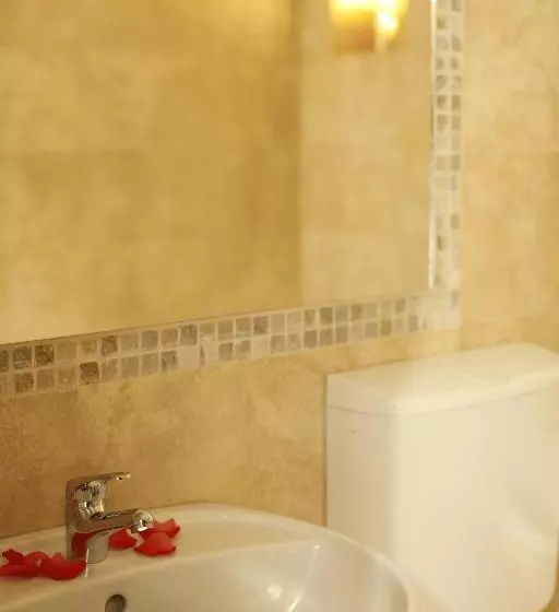 اتاق اکونومی, Garni Hotel Vozarev