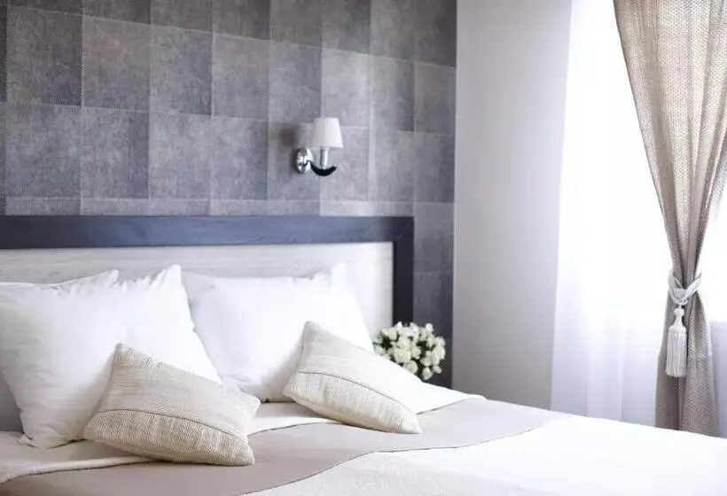 اتاق اکونومی, Garni Hotel Vozarev