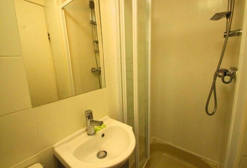 Семейный Номер, Abbey Lodge