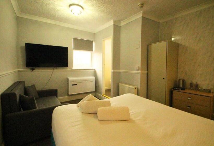 Семейный Номер, Abbey Lodge