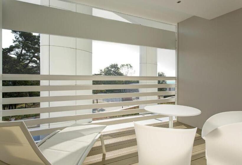 اتاق سوپریور با چشم‌انداز جانبی دریا, Almar Jesolo Resort & Spa