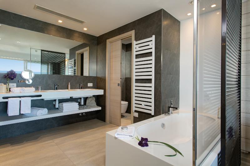 سوییت با چشم‌انداز دریا, Almar Jesolo Resort & Spa