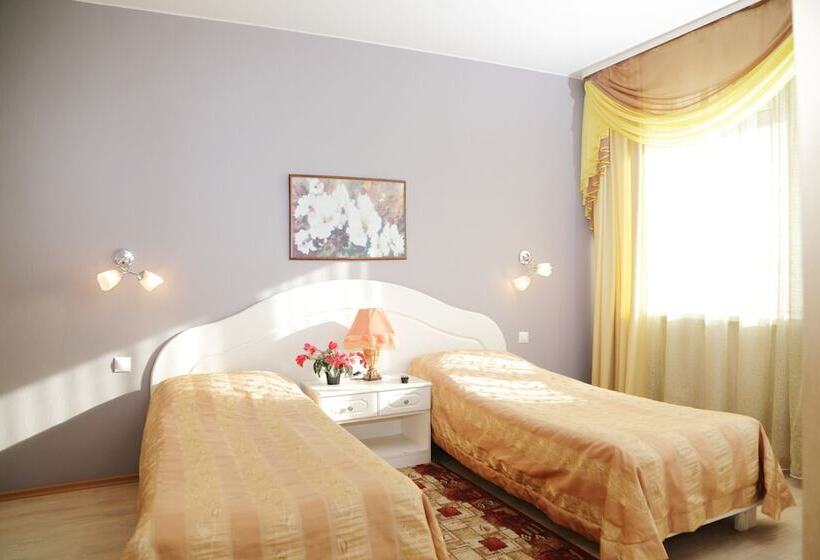 شقة غرفة واحدة, Anzas