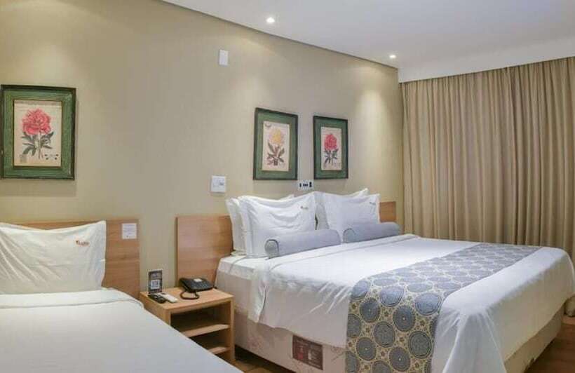 高级三人间, Araçatuba Plaza