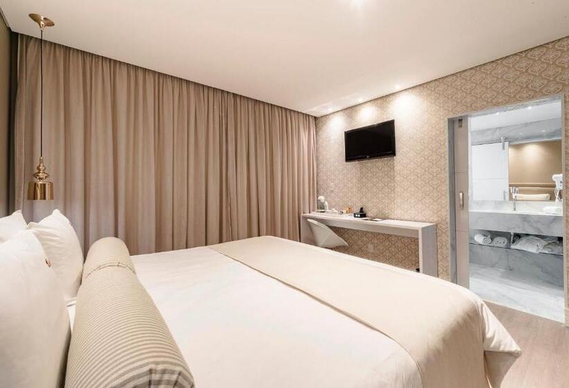 豪华套房, Araçatuba Plaza