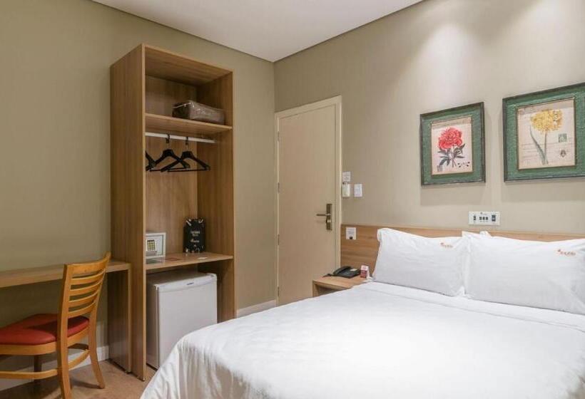 高级大房间, Araçatuba Plaza