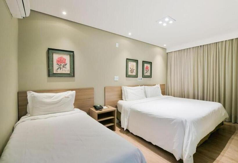 高级三人间, Araçatuba Plaza