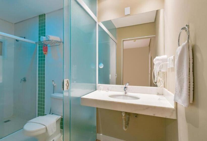 豪华房间, Araçatuba Plaza