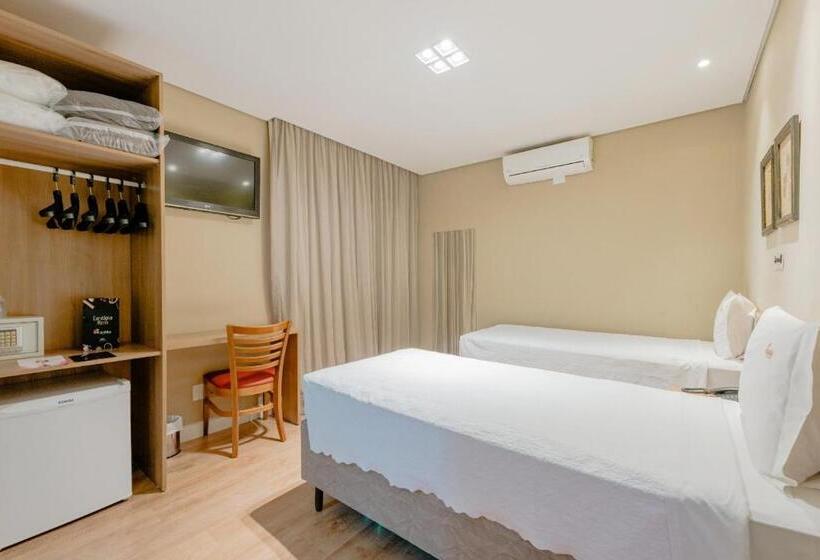 高级大房间, Araçatuba Plaza