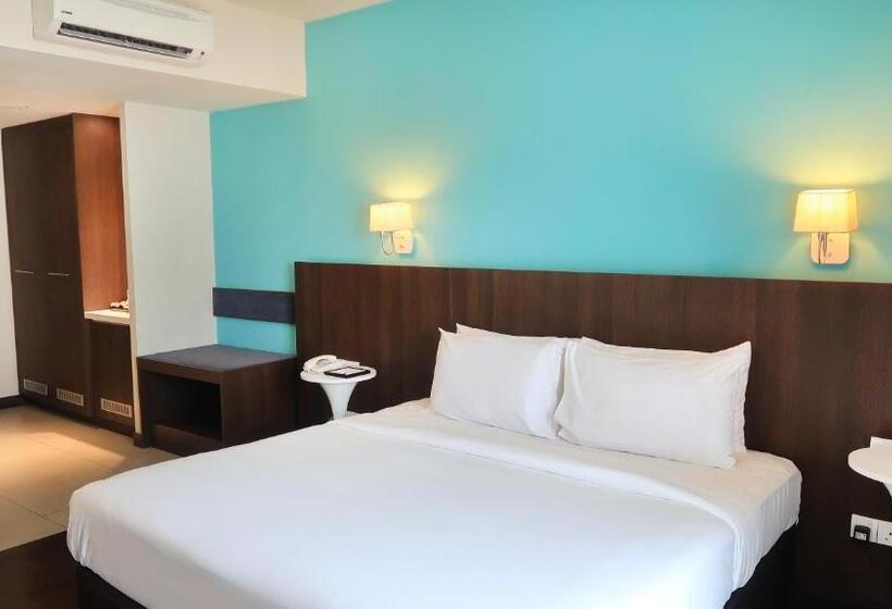 스탠다드 룸 킹사이즈 침대, I City Trademark Collection By Wyndham