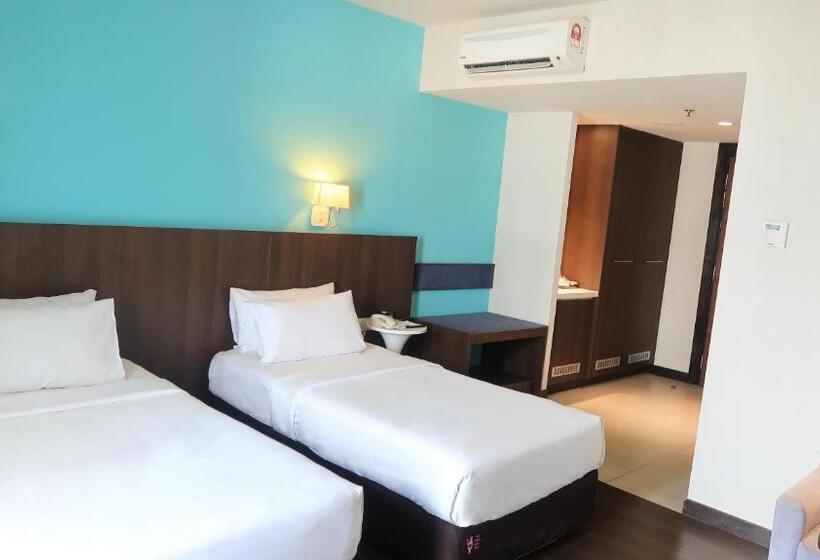 디럭스 룸, I City Trademark Collection By Wyndham