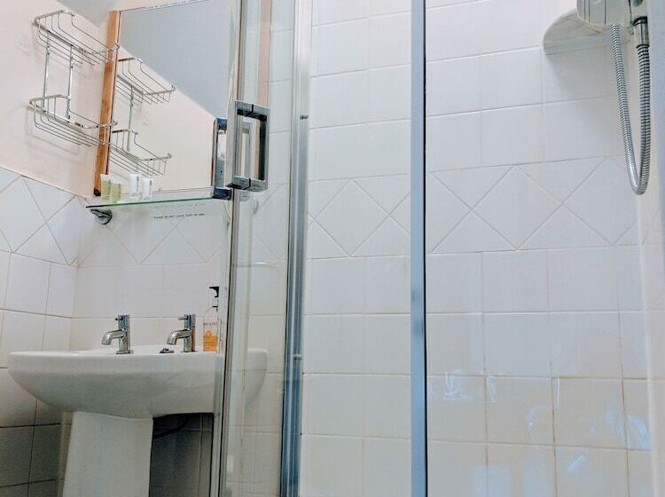 스탠다드 룸, Chester Brooklands B&b