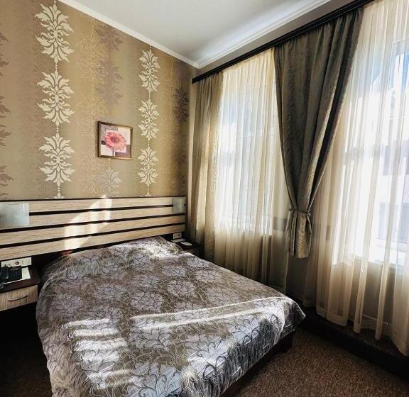 Quarto Estandar, Classic