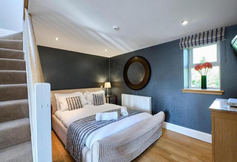 סוויטה דלוקס, Grassington Lodge