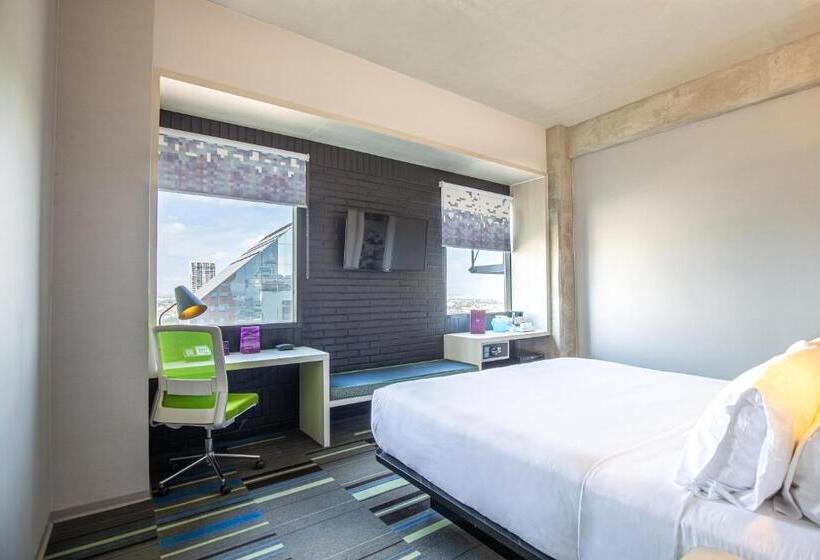 غرفة قياسية سرير كينج, Guadalajara Country Club By Hnf