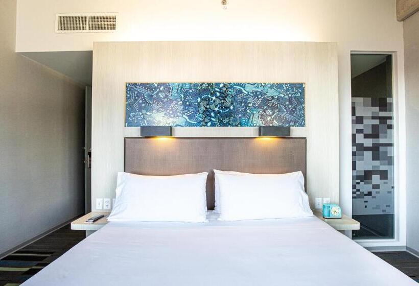 غرفة ديلوكس سرير كينج, Guadalajara Country Club By Hnf