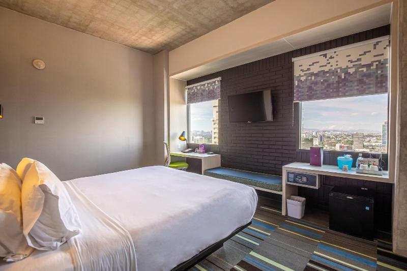 غرفة قياسية سرير كينج, Guadalajara Country Club By Hnf