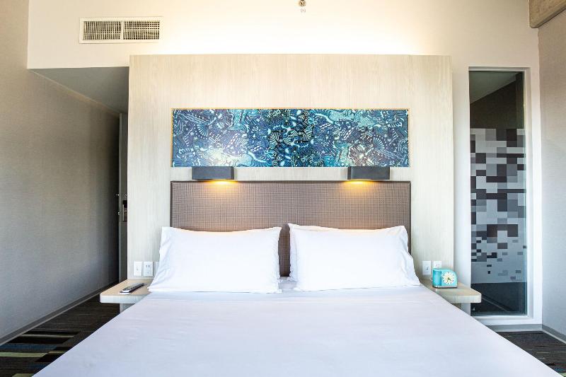 غرفة قياسية سرير كينج, Guadalajara Country Club By Hnf