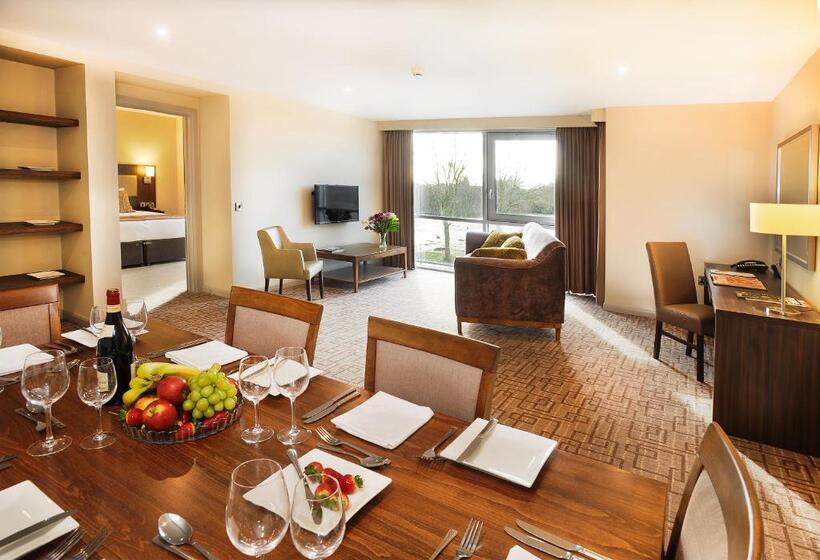 Deluxe Suite King-Size Franciággyal, Heston Hyde