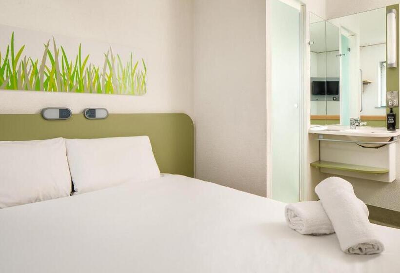 اتاق کلاسیک, Ibis Budget Sheffield Arena