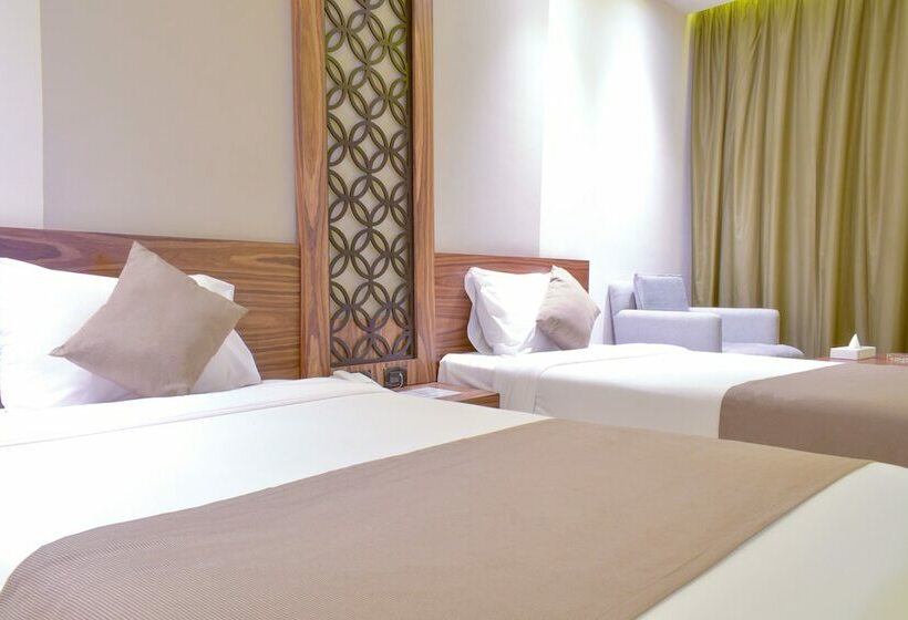 اتاق سوپریور با چشم‌انداز دریا, Jasmine Palace Resort