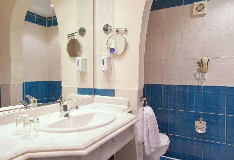 اتاق استاندارد با چشم‌انداز دریا, Jasmine Palace Resort