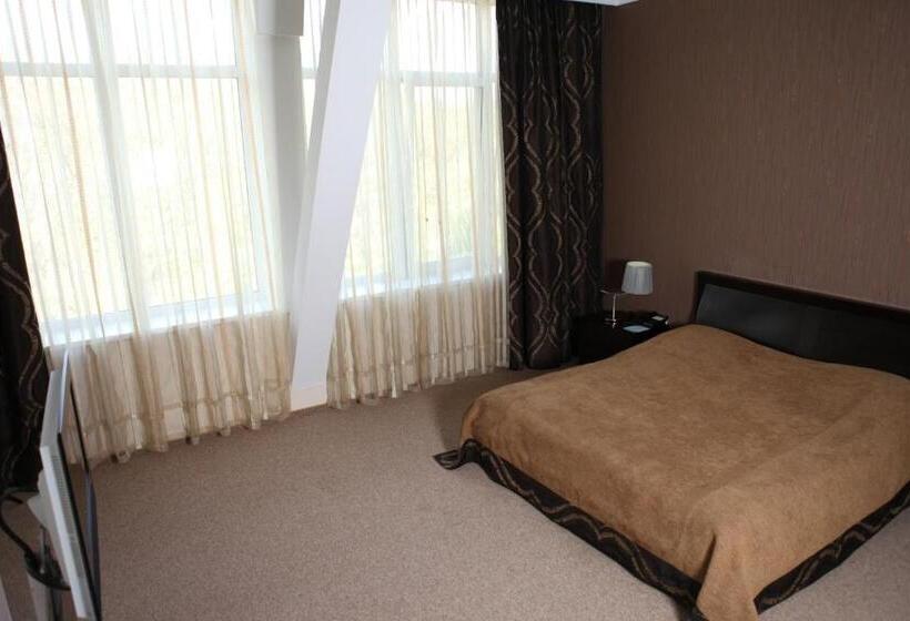 اتاق استاندارد, Lavina