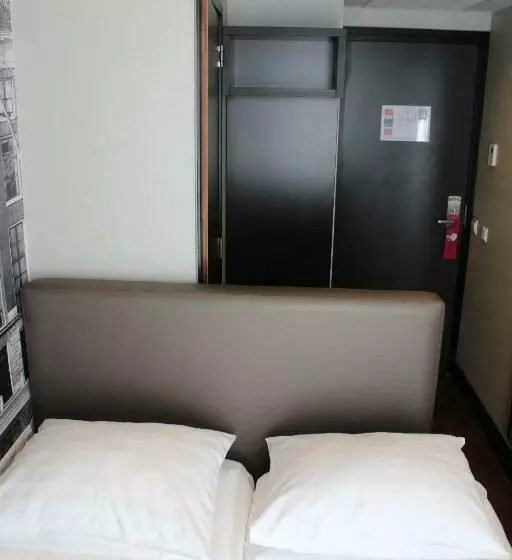 Basic-huone, Royal Amsterdam