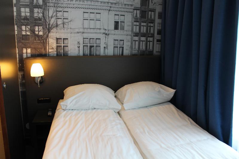 غرفة أساسية, Royal Amsterdam