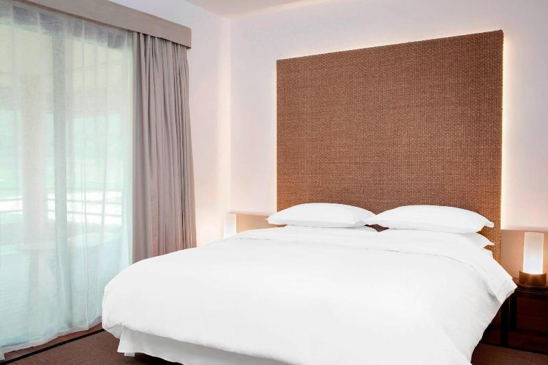 2 Bedroom Suite, Sheraton New Caledonia Deva Spa & Golf Resort