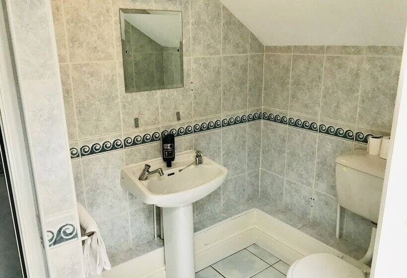 스탠다드 싱글 룸, The York