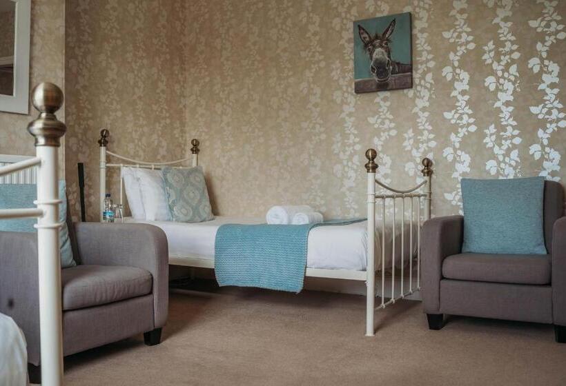Номер Стандарт, Three Wells B&b
