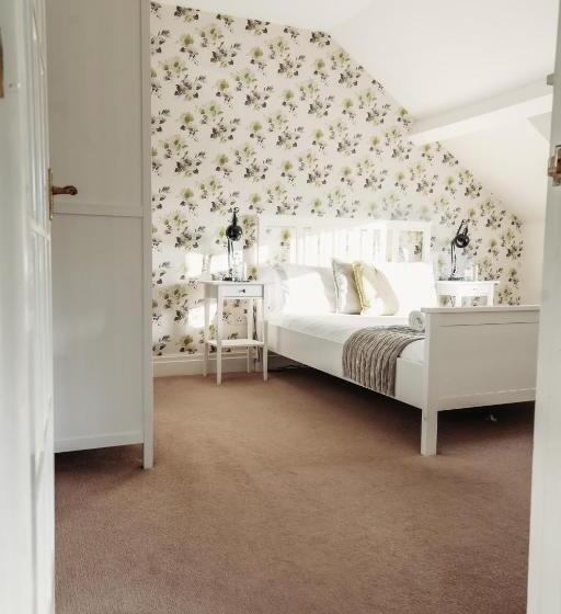 جناح بريميوم, Three Wells B&b