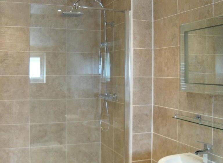 جناح بريميوم, Three Wells B&b