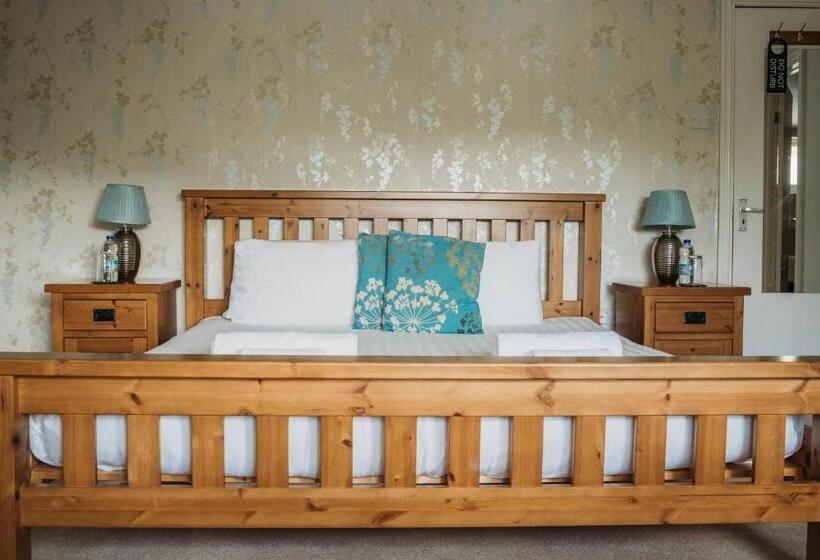 جناح بريميوم, Three Wells B&b