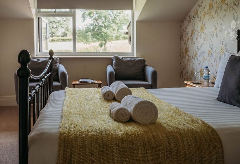 غرفة عائلية, Three Wells B&b