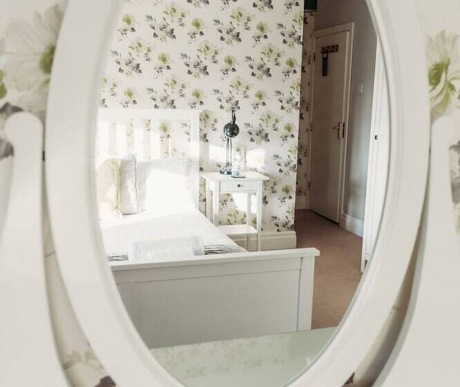 Люкс Премиум, Three Wells B&b