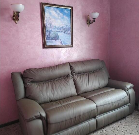 סוויטה עם מרפסת, Vlg