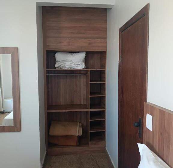 Четырехместный Номер Стандарт, Oscar Blue Montes Claros