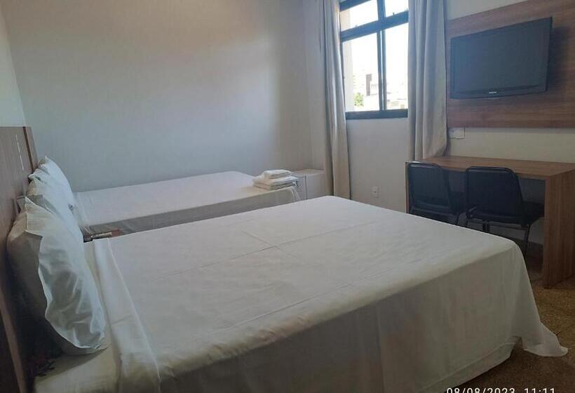 Четырехместный Номер Стандарт, Oscar Blue Montes Claros