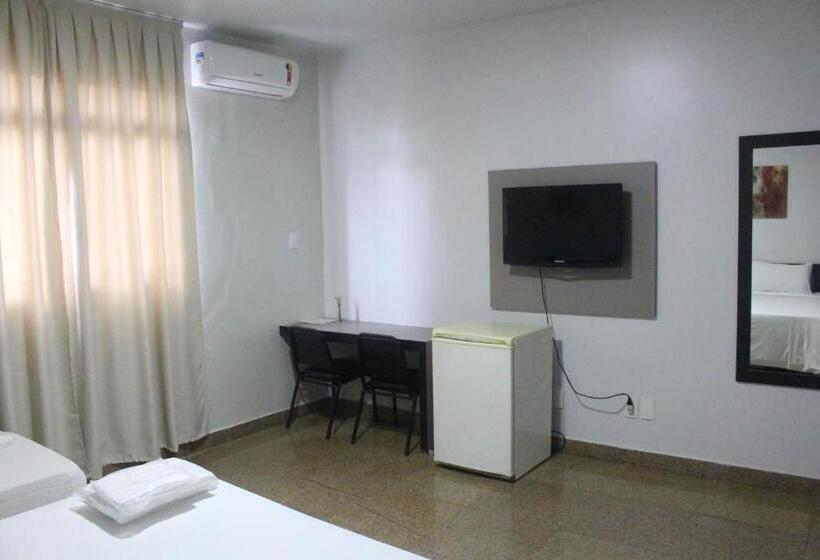 Четырехместный Номер Стандарт, Oscar Blue Montes Claros