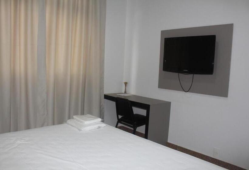 Номер Deluxe, Oscar Blue Montes Claros