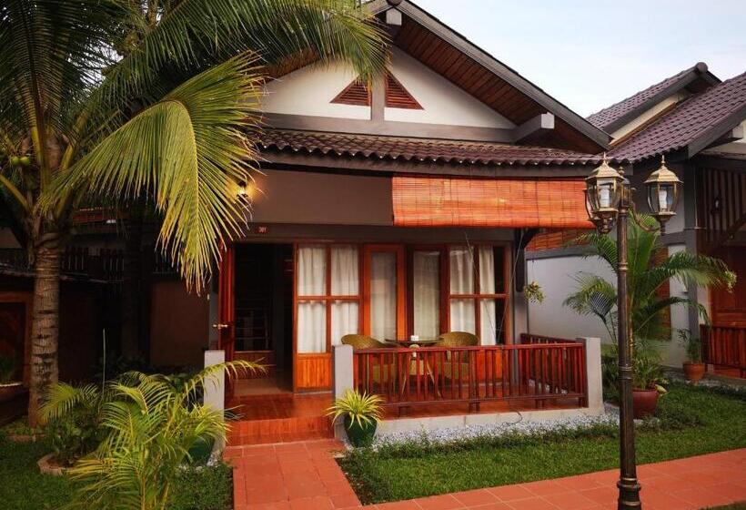 בונגלו סטנדרט עם נוף לגינה, Thongbay Guesthouse
