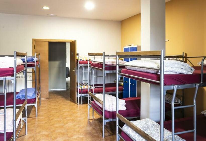 تختخواب در اتاق مشترک, Albergue De Cuéllar