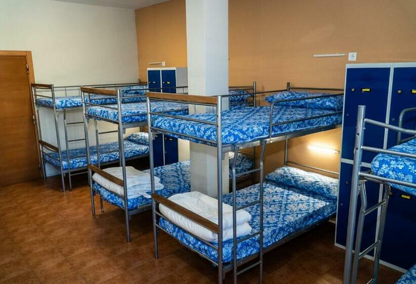 تختخواب در اتاق مشترک, Albergue De Cuéllar